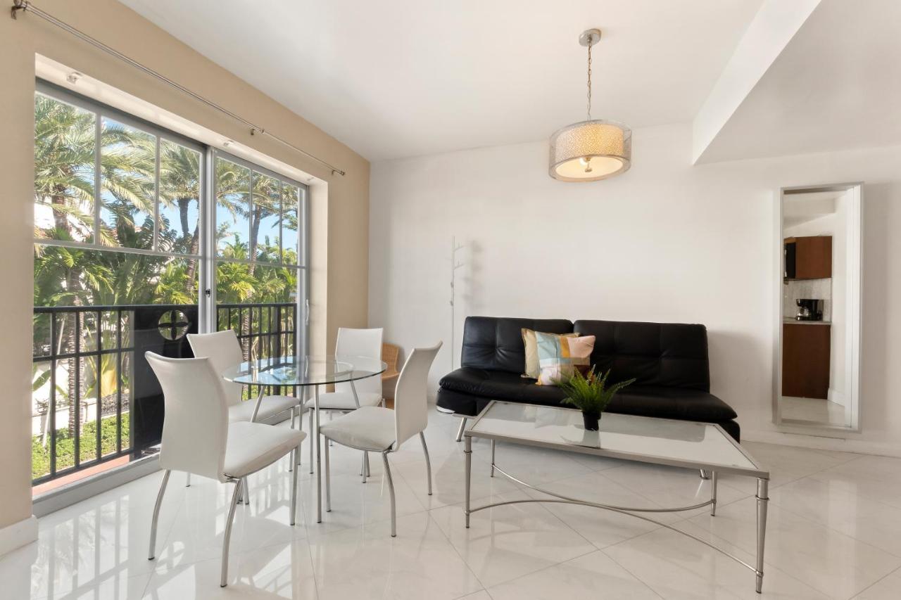 Ocean Drive Apartments With Rooftop Pool, South Beach, Miami Miami Beach Exterior photo