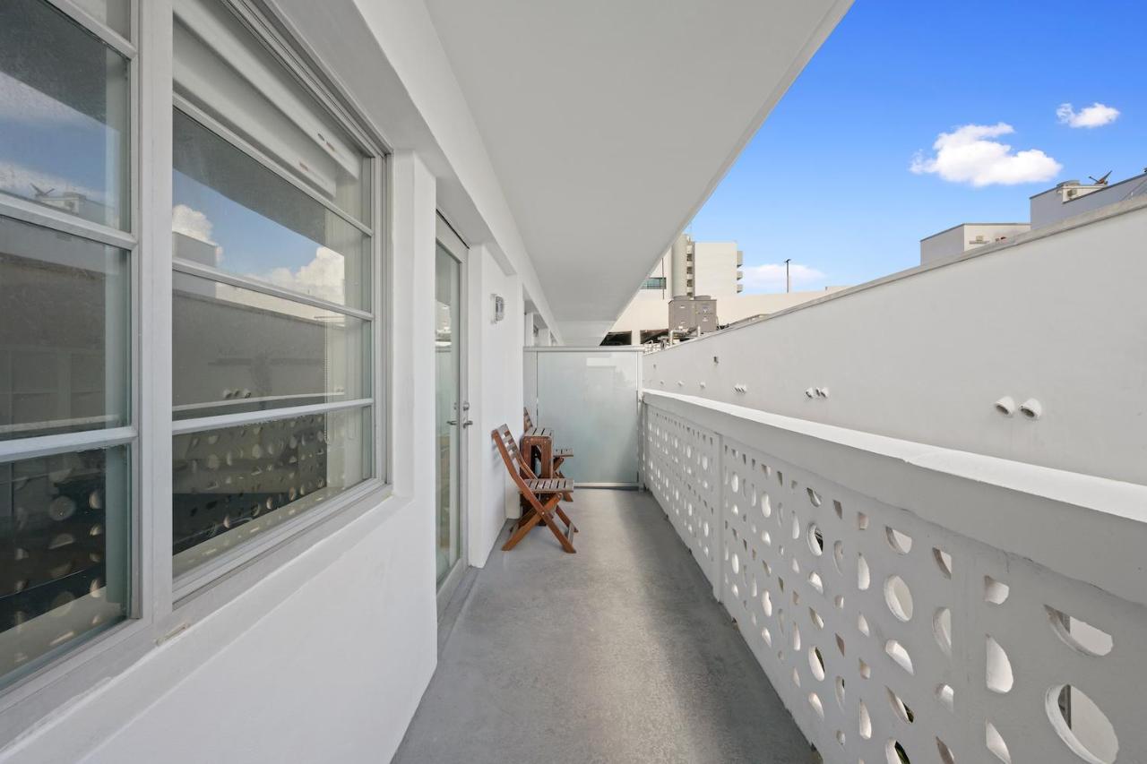Ocean Drive Apartments With Rooftop Pool, South Beach, Miami Miami Beach Exterior photo
