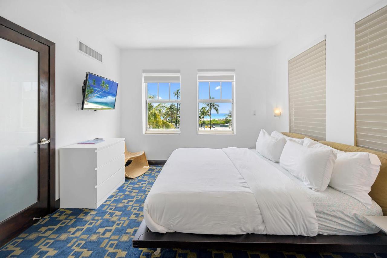 Ocean Drive Apartments With Rooftop Pool, South Beach, Miami Miami Beach Exterior photo