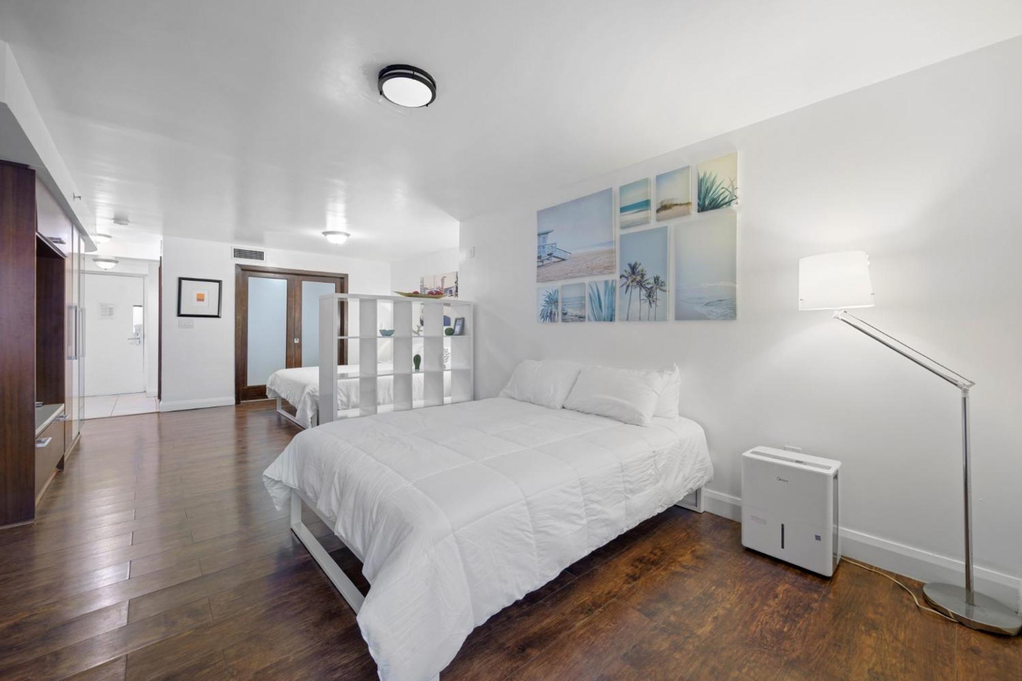 Ocean Drive Apartments With Rooftop Pool, South Beach, Miami Miami Beach Exterior photo