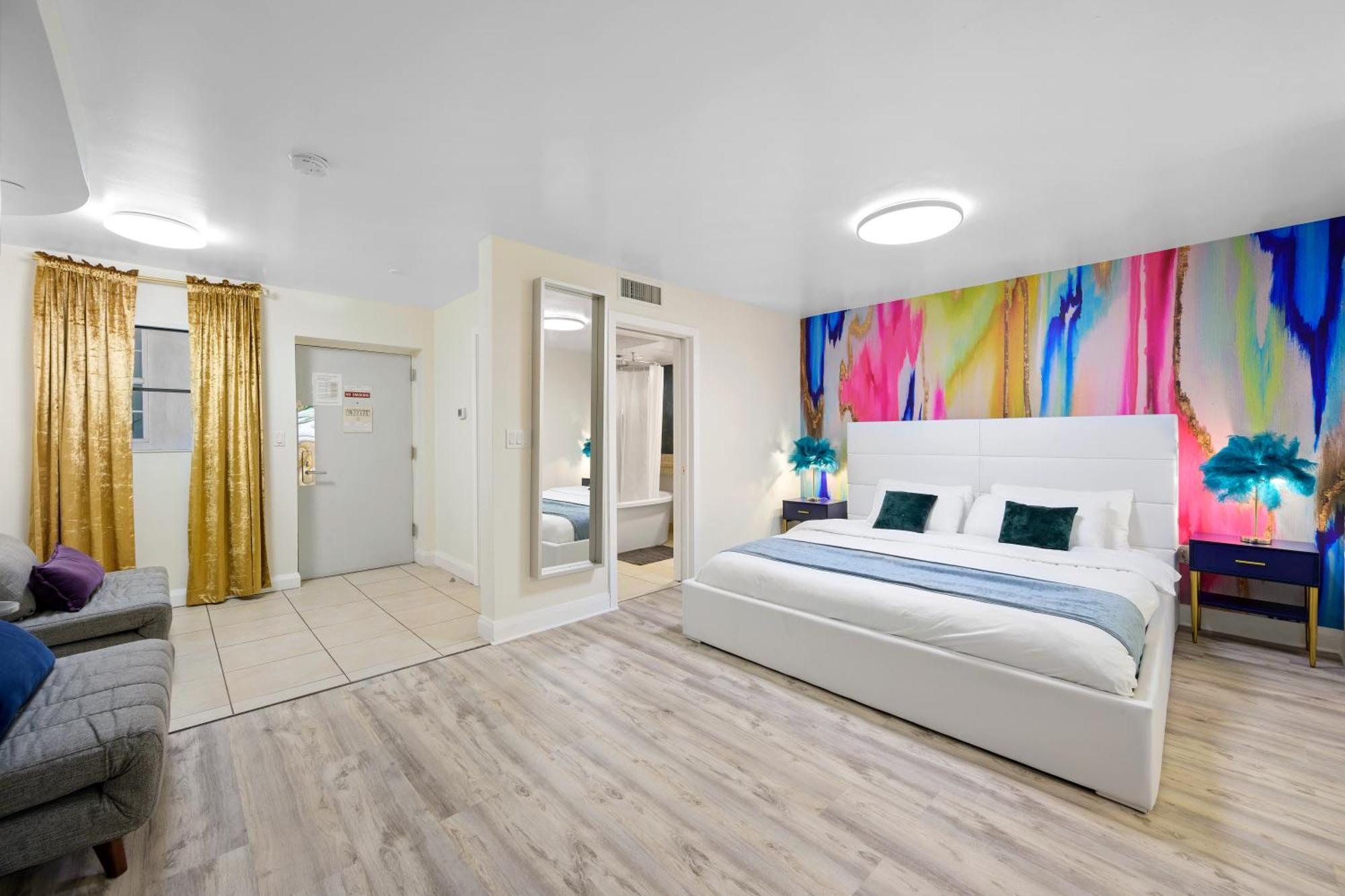 Ocean Drive Apartments With Rooftop Pool, South Beach, Miami Miami Beach Exterior photo
