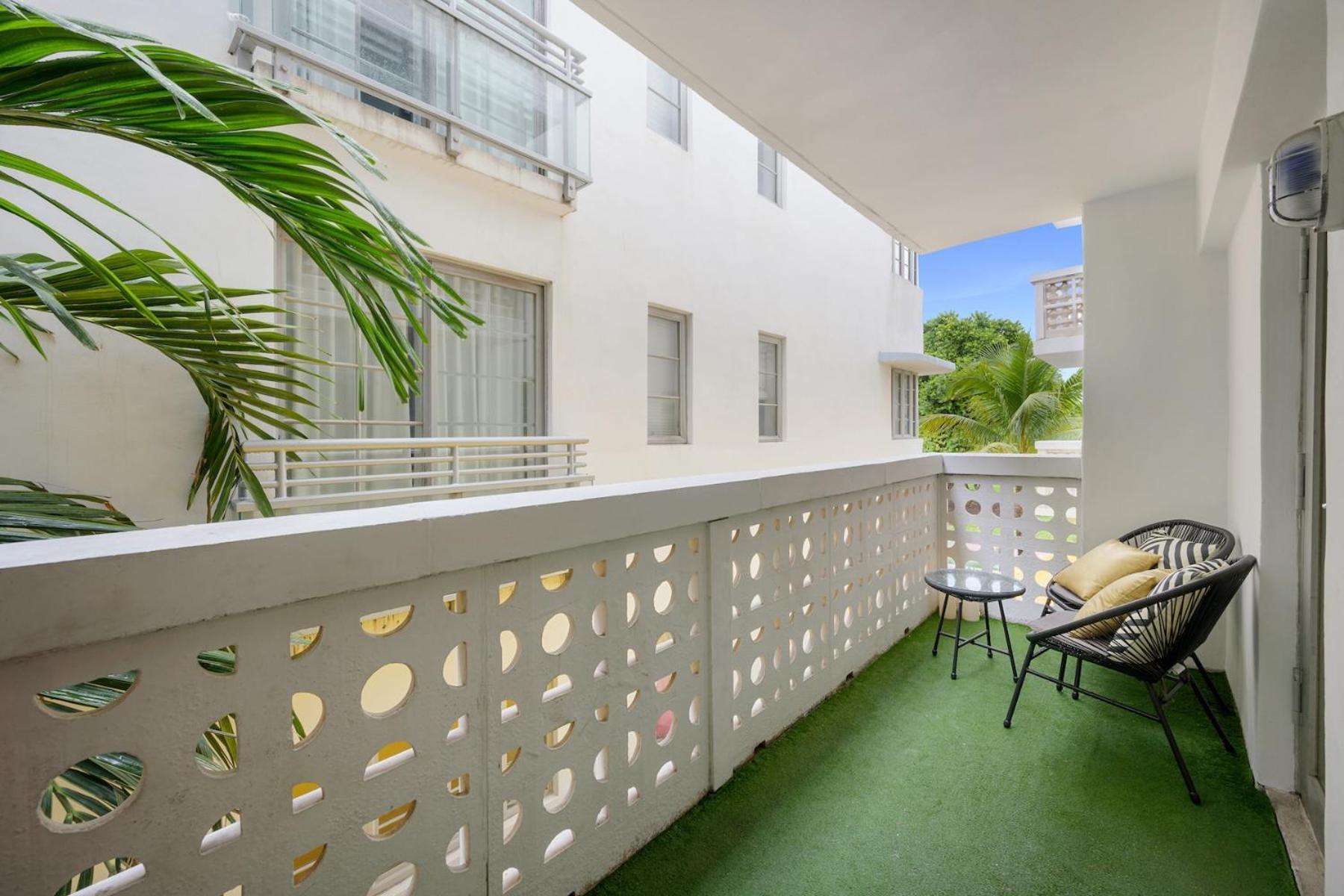 Ocean Drive Apartments With Rooftop Pool, South Beach, Miami Miami Beach Exterior photo